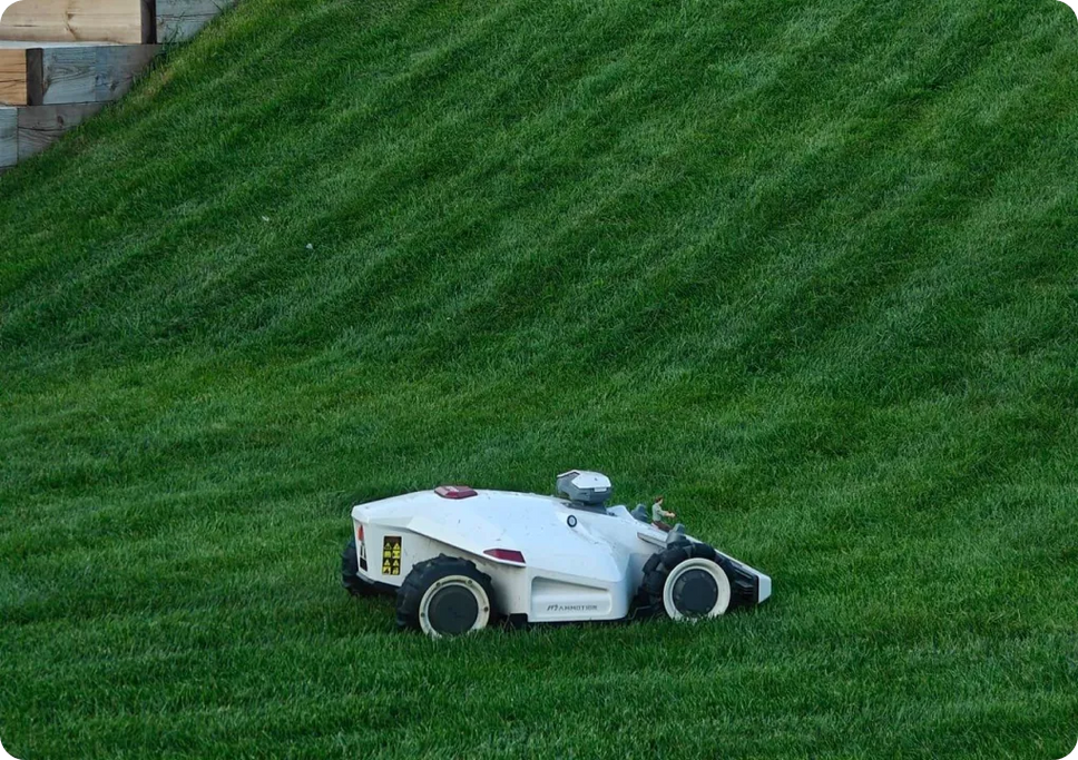 How Wire-Free Robot Lawn Mowers Use AI Navigation